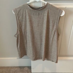 CALIA boxy tank - like new